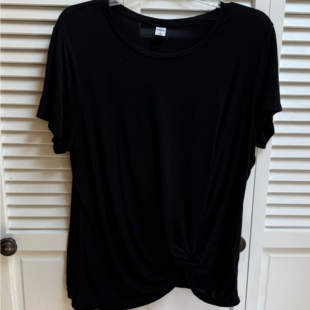 Old Navy Black Short Sleeve Knot Front Tee